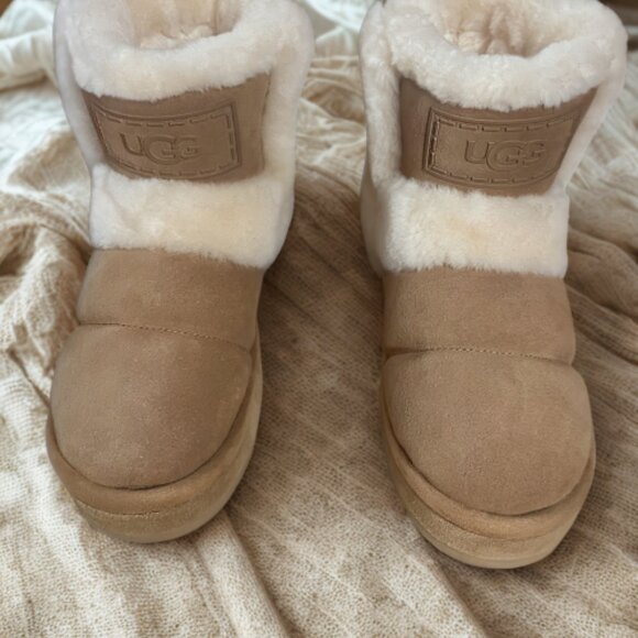 NEW UGG Classic Chillapeak Shearling Platform Boots — Women’s Size 9 - Picture 14 of 16